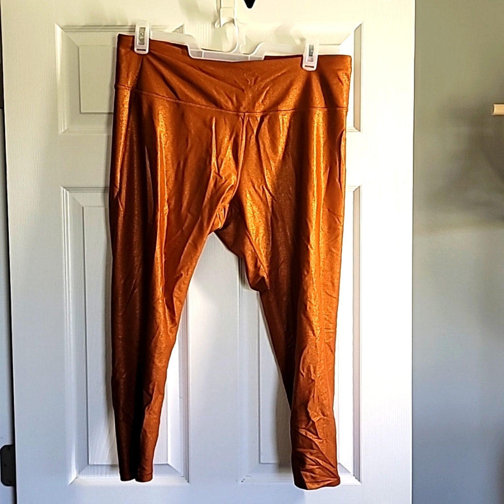 ☆ NWT Carrie Underwood CALIA